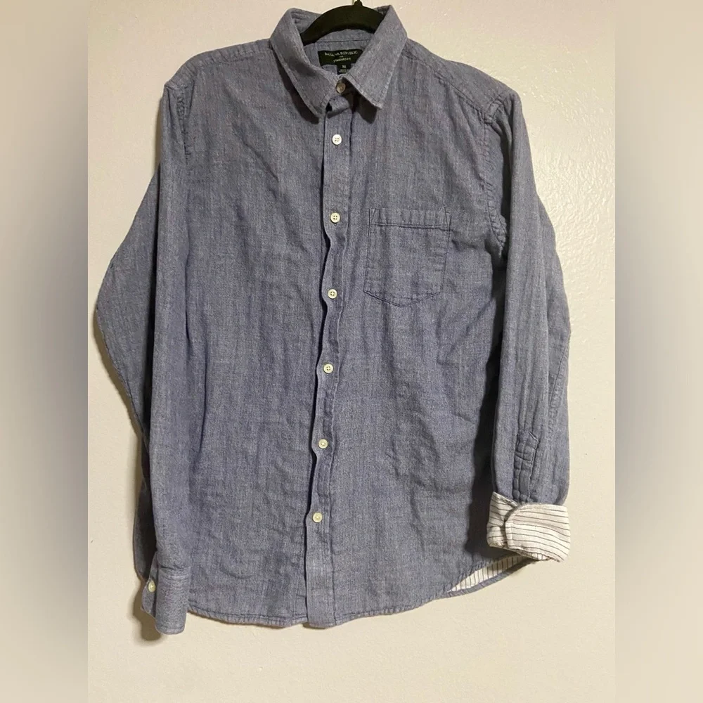 Banana Republic casual chambray